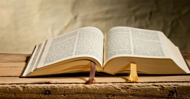 KURAN ve KUTSAL KİTAP'A GÖRE 100 SORU